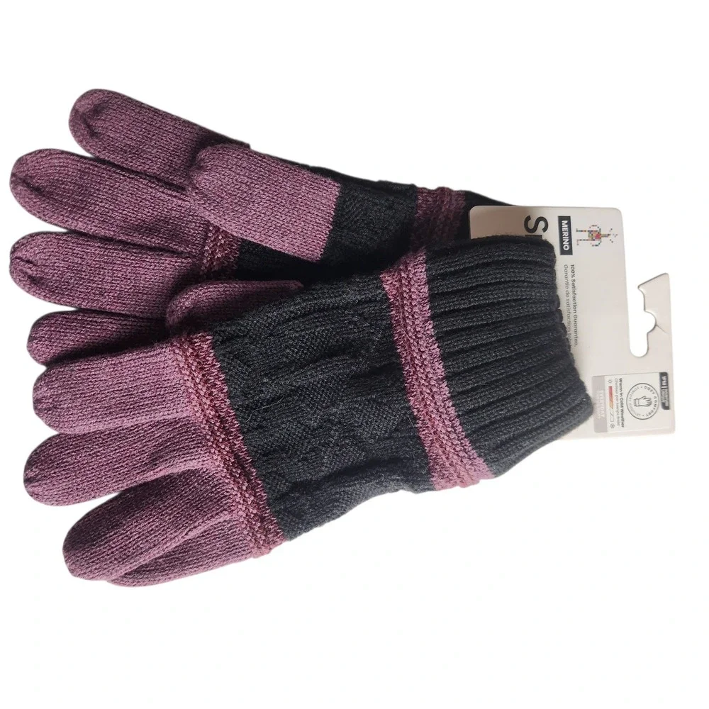 Smartwool Popcorn Cable Knit Gloves Small Black Cherry Merino Wool NWT